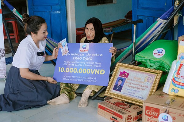 Hình ảnh minh họa việc tìm kiếm sự giúp đỡ và hỗ trợ